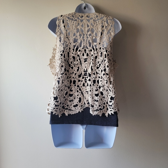 Kaktus Lace Vest - Picture 2 of 2